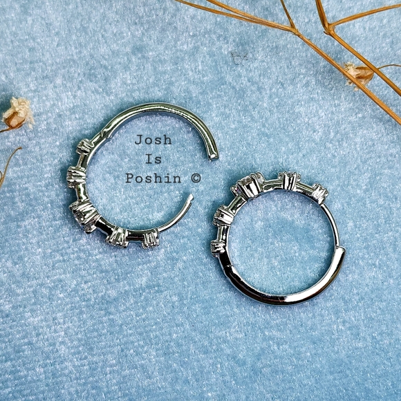 Moissanite Hoop Earrings VVS D Color | Paradise Gems Atlanta 1CTW Moissanite Hoop Earrings In Sterling Silver